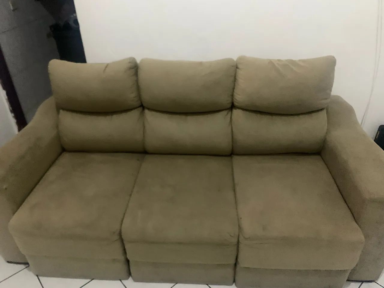 SOFÁ RETRÁTIL E RECLINÁVEL  | URGENTE - Foto 4