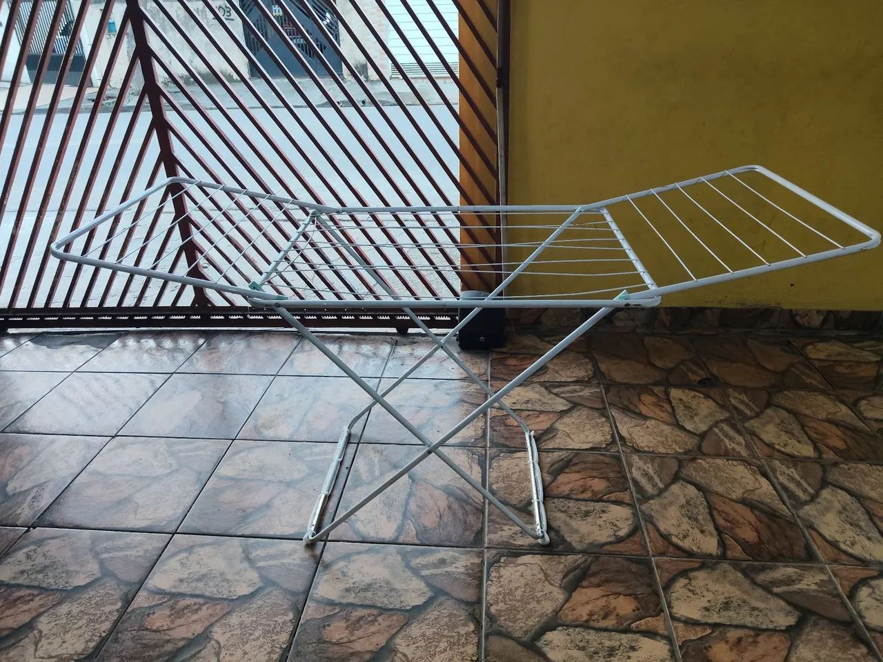 Varal de chão 