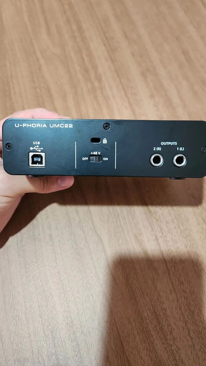 Interface de Audio BEHRINGER UMC22 - Foto 2