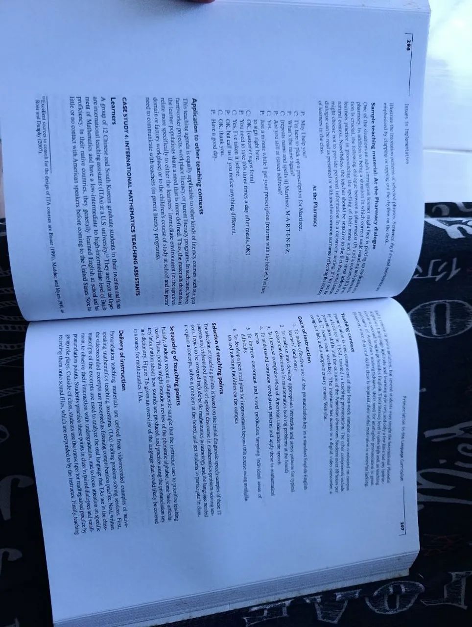 Livro TEACHING PRONUNCIATION  - Foto 3