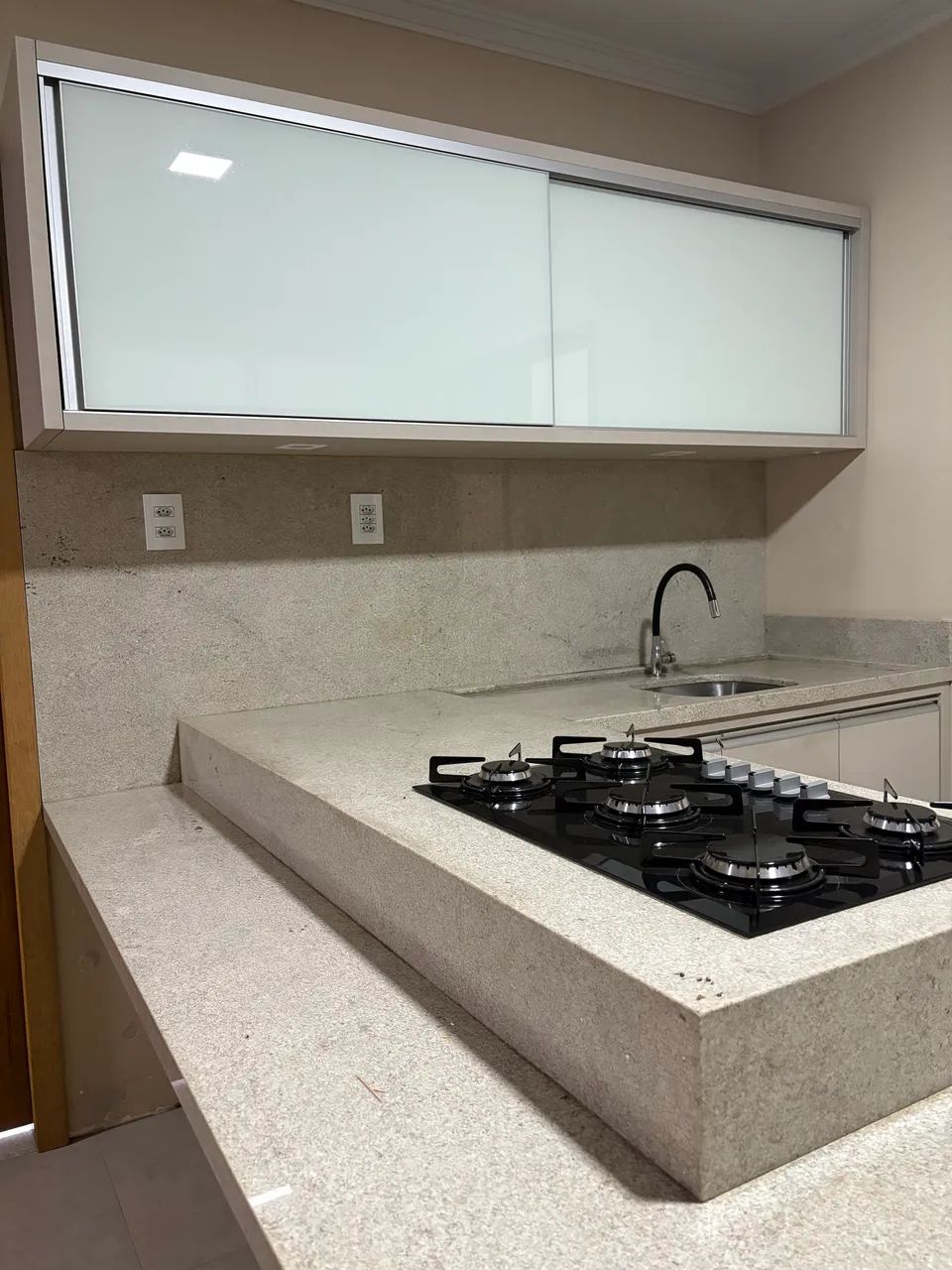 Alugo apartamento (próximo Unesc) - Foto 3