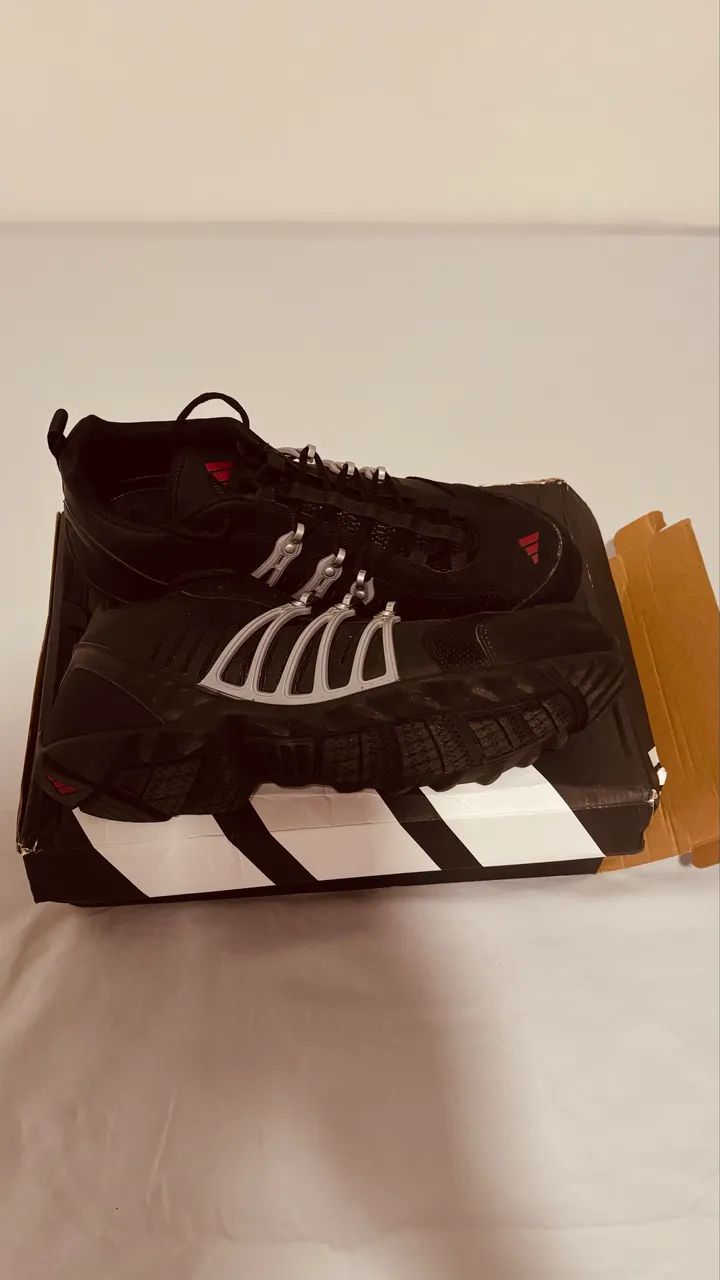 Tênis Adidas Hellbender tamanho 44 - Foto 2