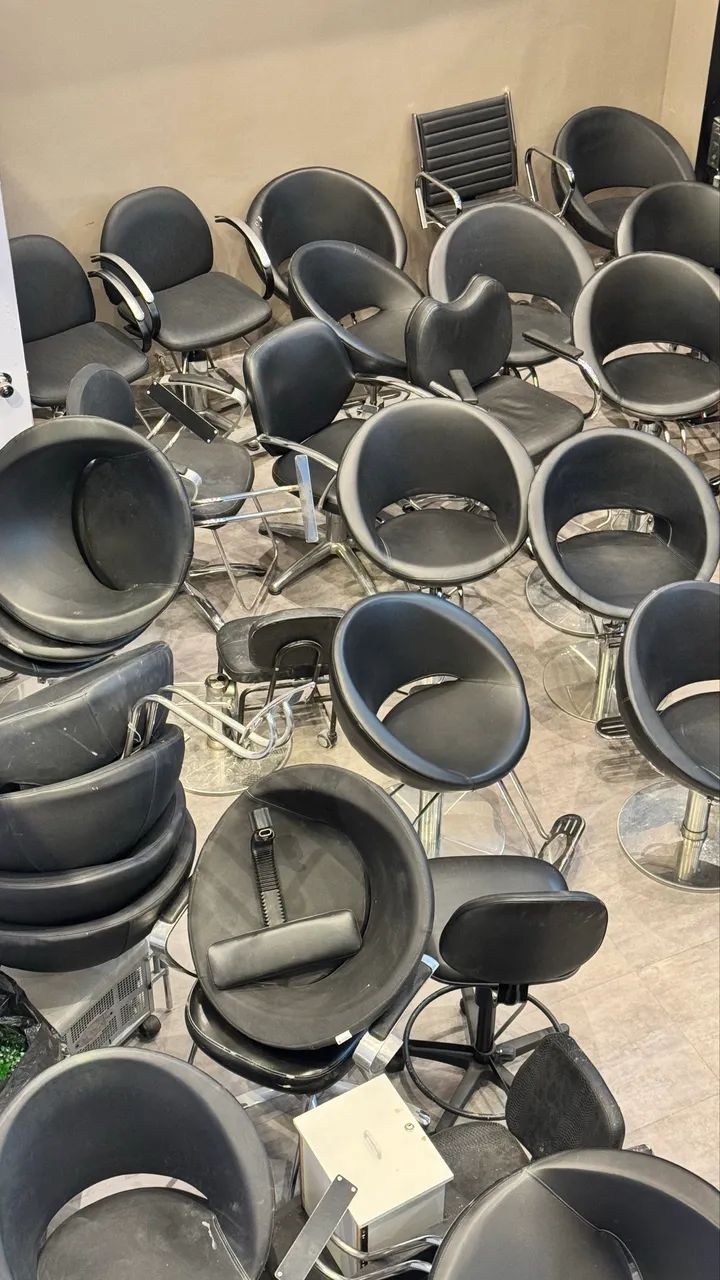 Vendo cadeiras de cabeleireiro  - Foto 2