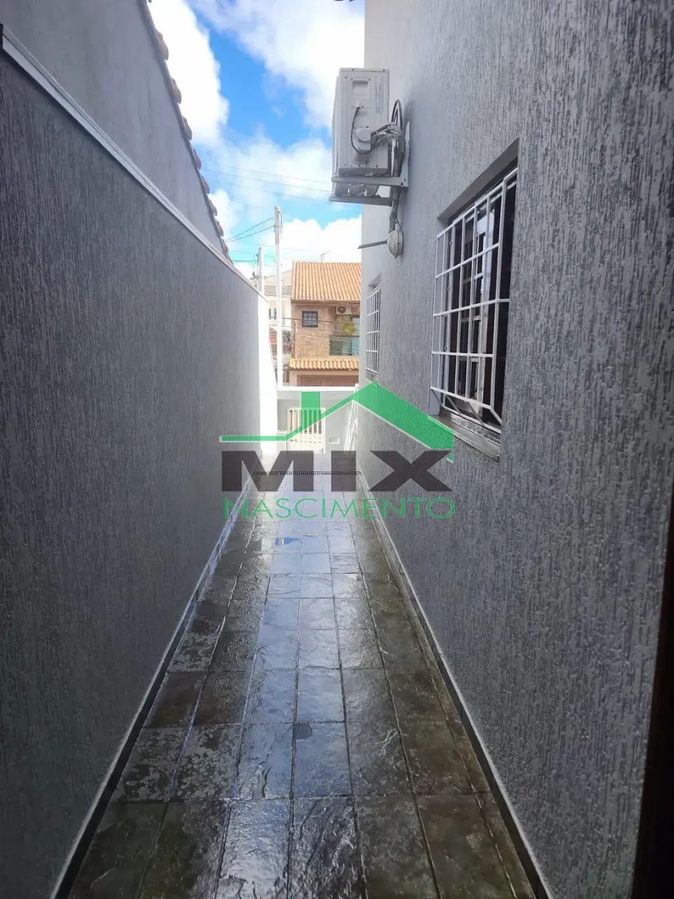 Sobrado com 202m², 3 Dormitórios, Suíte e 4 Vagas | Vila Floresta  Santo André - Foto 2