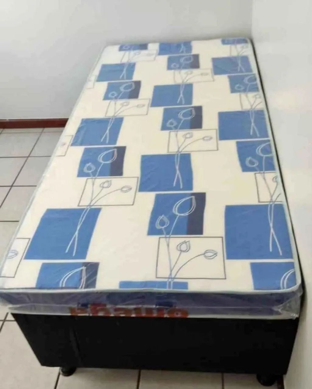 Base + Colchão D20 Solteiro NOVO $560 entrega grátis 