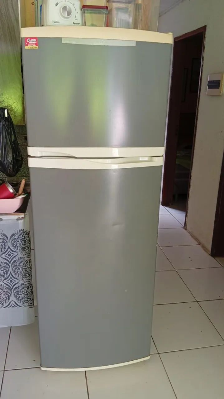 Vendo um conjunto de móveis e eletro  - Foto 3