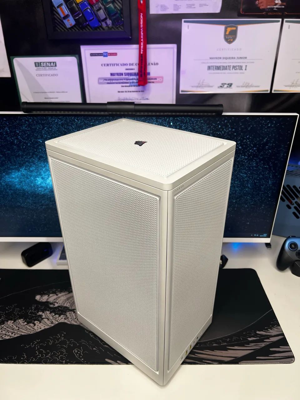 Gabinete Corsair 2000D - Foto 2