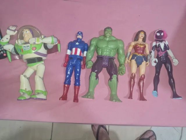 Bonecos de coleção - Foto 3