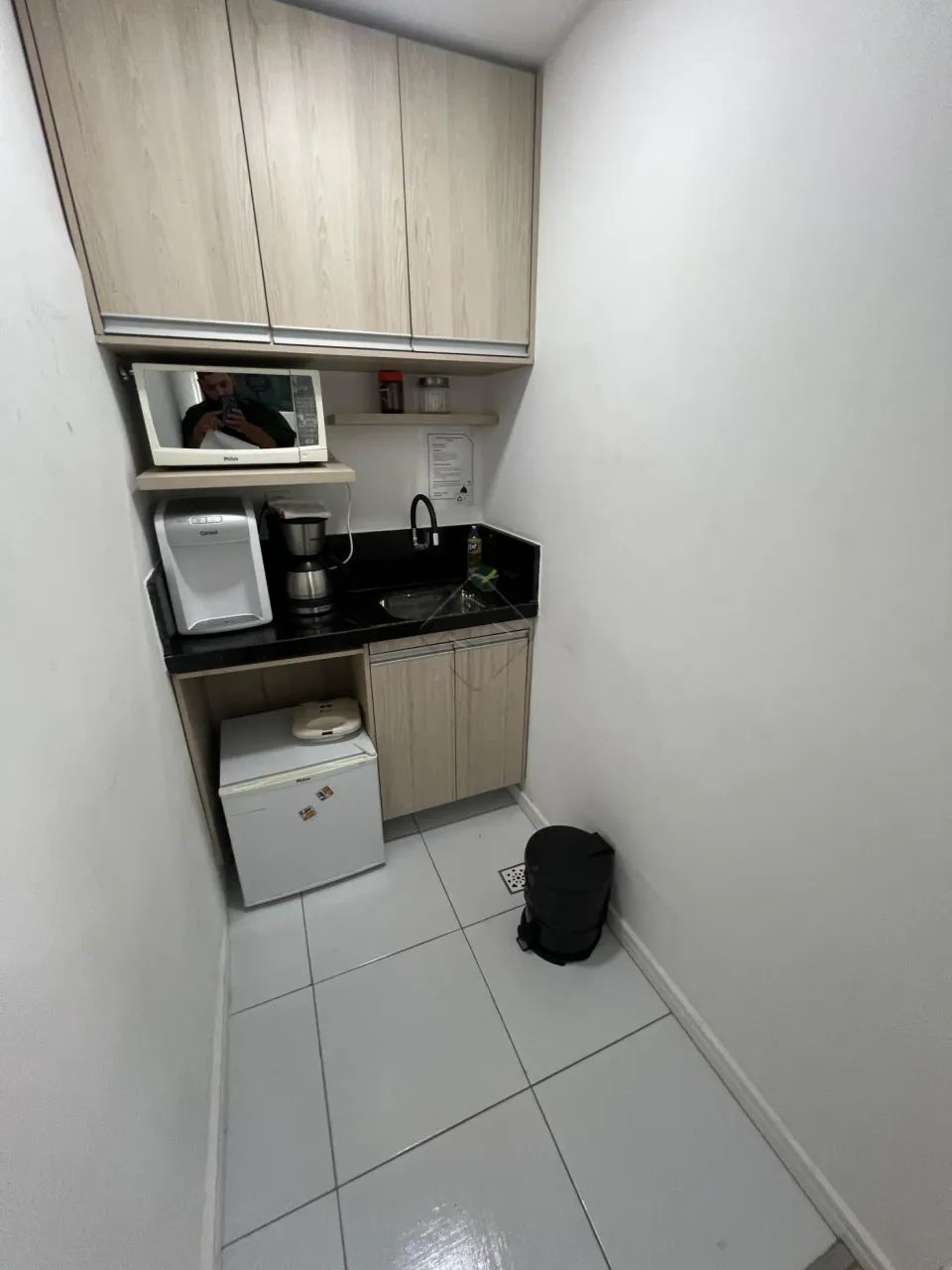Sala Comercial para Alugar no Empresarial Center 100 ? Bairro dos Estados ? Mobiliada e Pr - Foto 5
