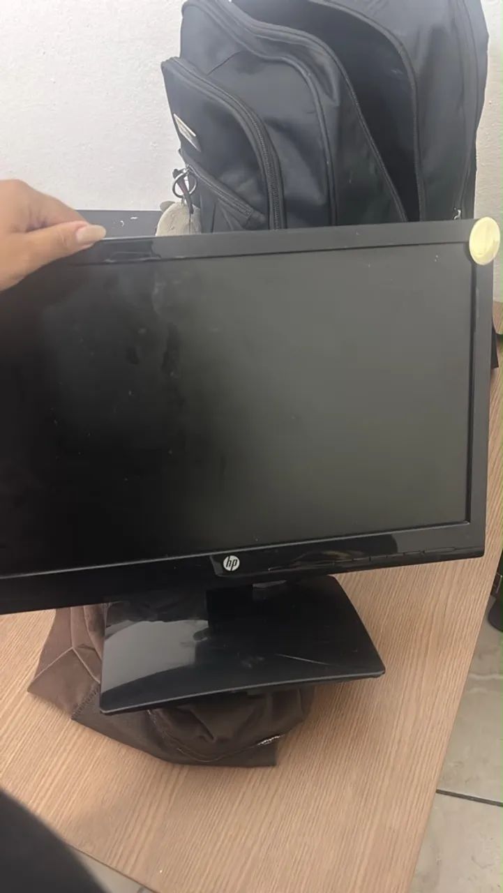 Vendo tela de computador 