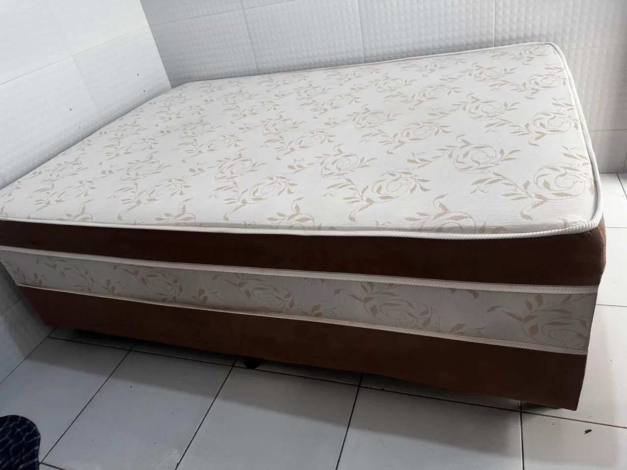 Cama box 