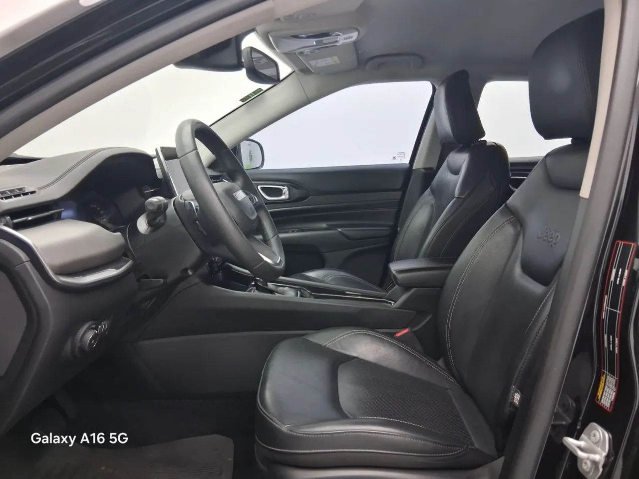 Jeep Compass LONG. T270 1.3 TB 4x2 Flex Aut., foto 16 de 18