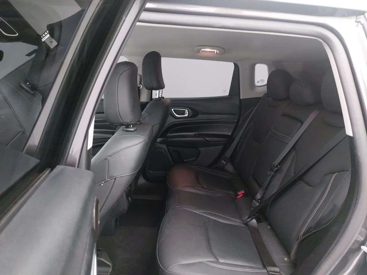 Jeep Compass LONG. T270 1.3 TB 4x2 Flex Aut., foto 17 de 18