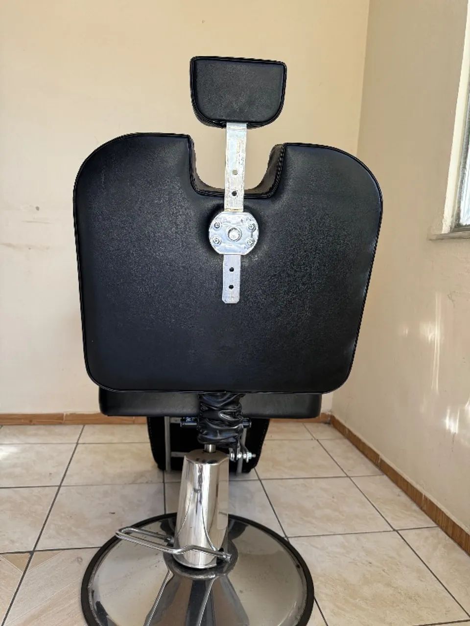 Cadeira de barbeiro  - Foto 2