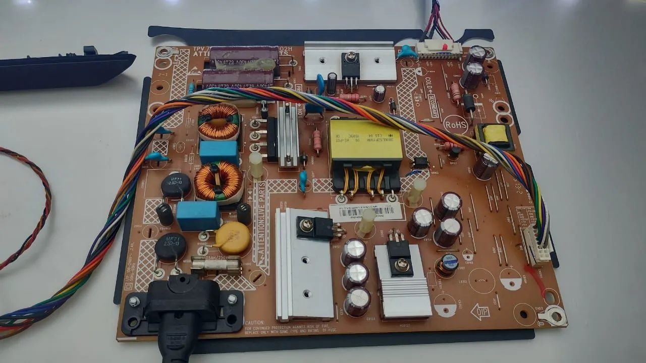 Placa Fonte Tv Philips 43 polegadas - Original - Usada- ver descrição completa - Foto 4
