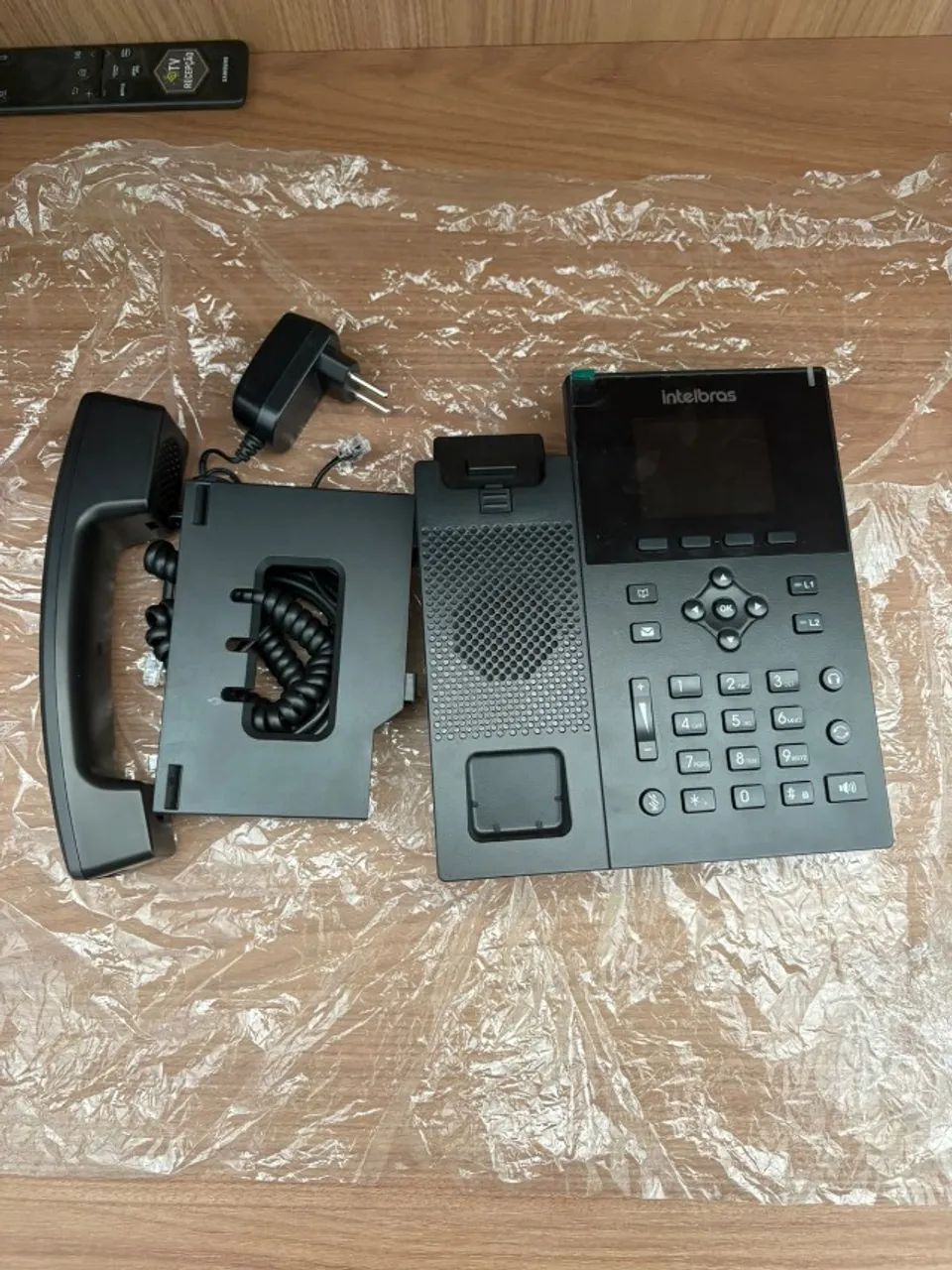 Telefone IP Intelbras - Novo, Fora da Caixa