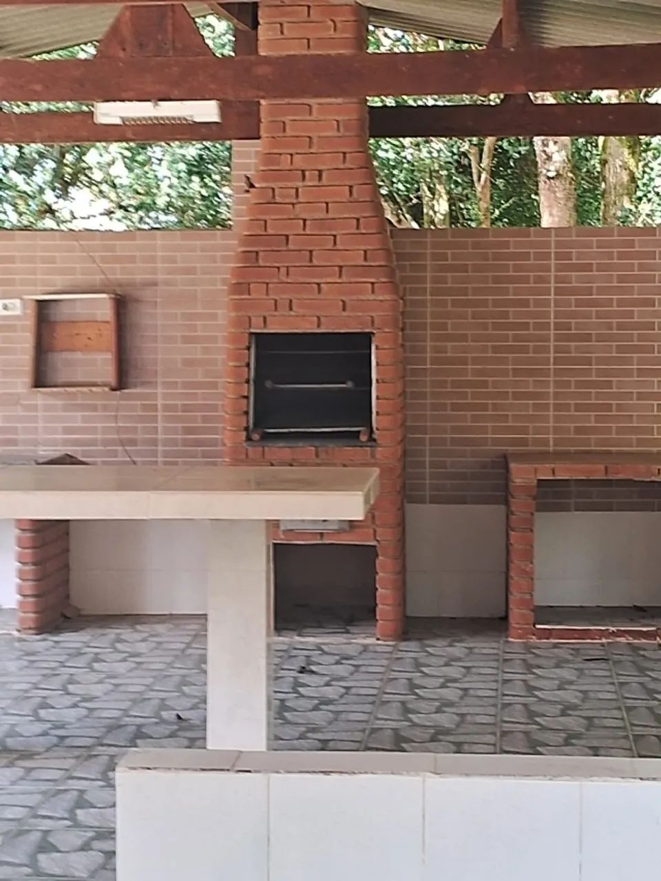 Casa com piscina e churrasqueira  - Foto 2