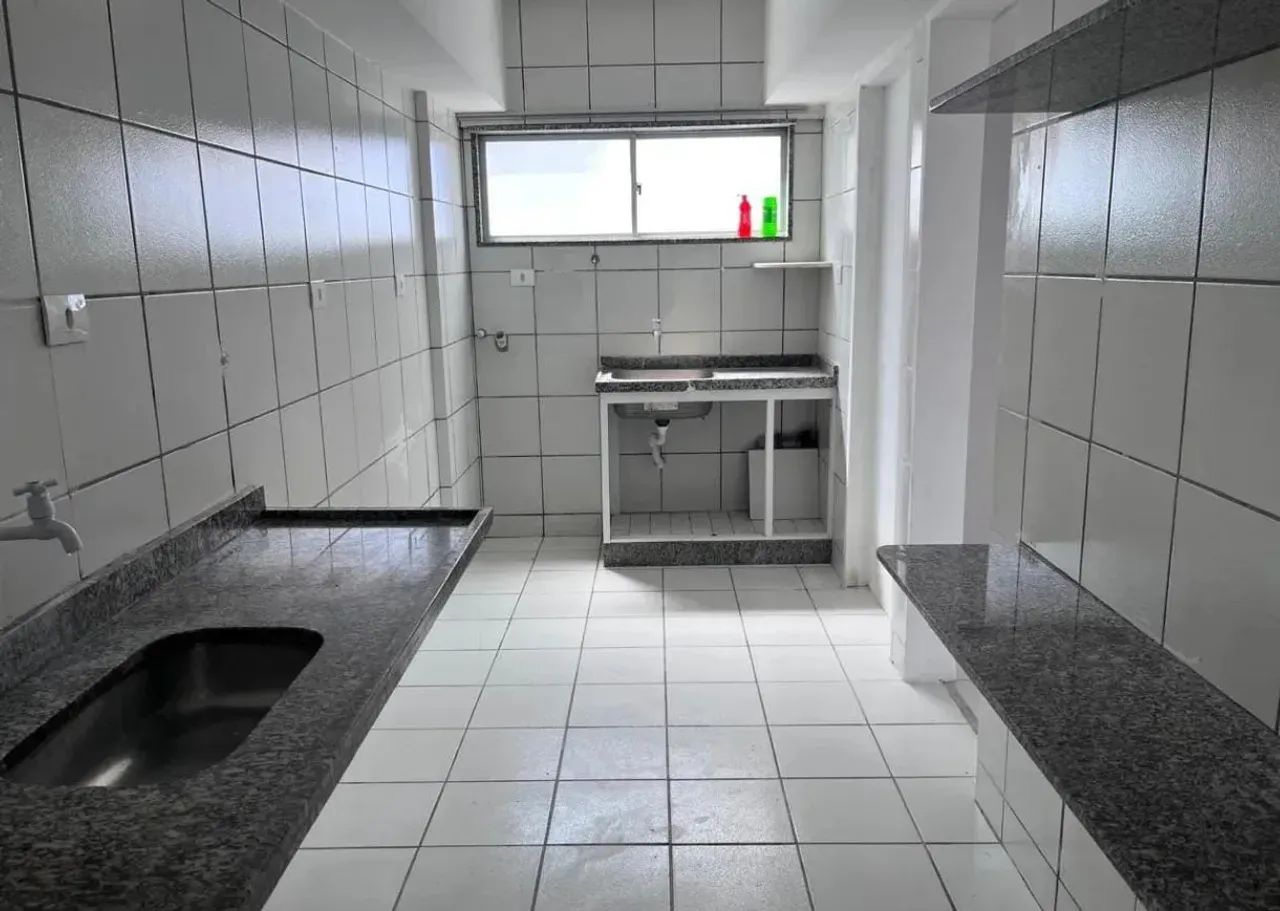 **"Oportunidade Única: Apartamento nos Aflitos com Varanda e Lazer Completo - Foto 2