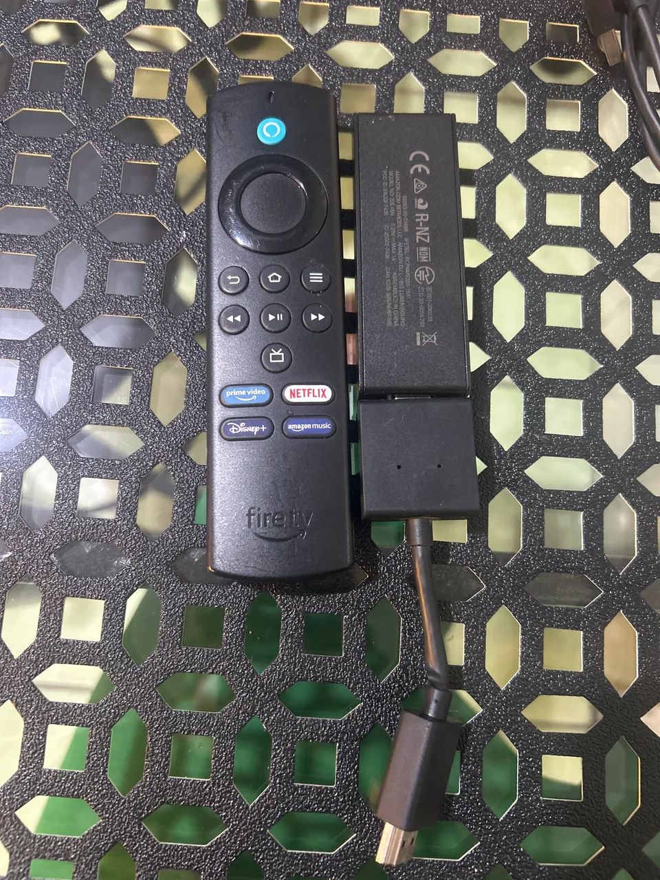 Amazon Stick TV com Alexia