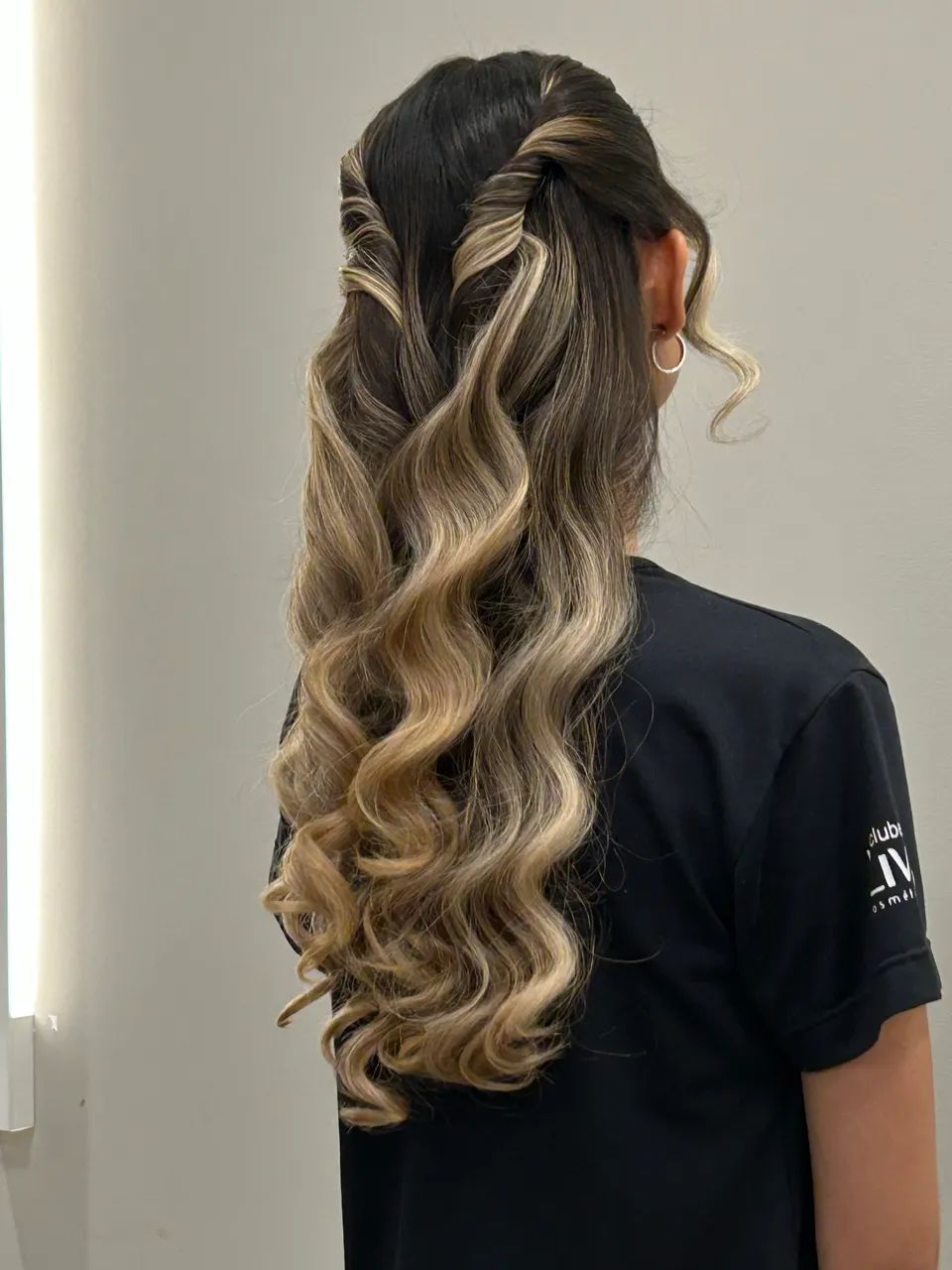 Maquiagem e penteado  - Foto 4