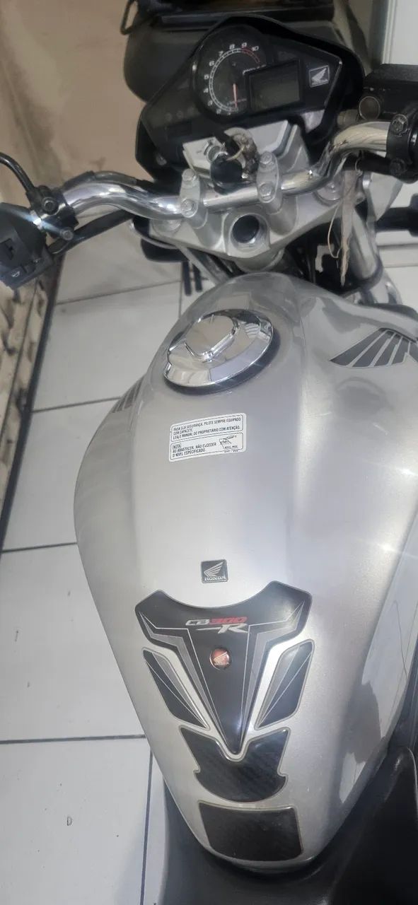 Vendo CB300 em ótimo estado - Foto 2