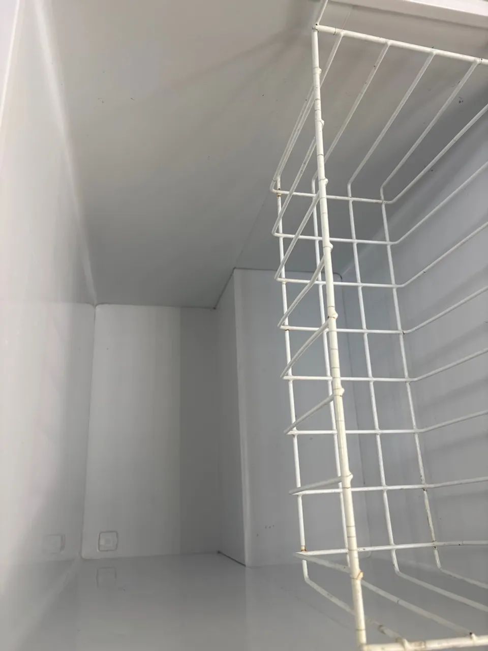 Freezer electrolux 149l  - Foto 2