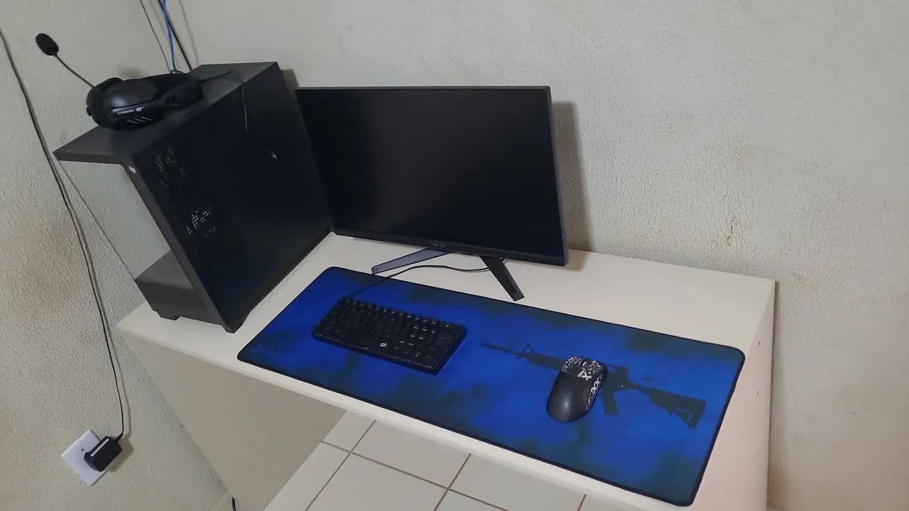 Pc gamer já com mesa