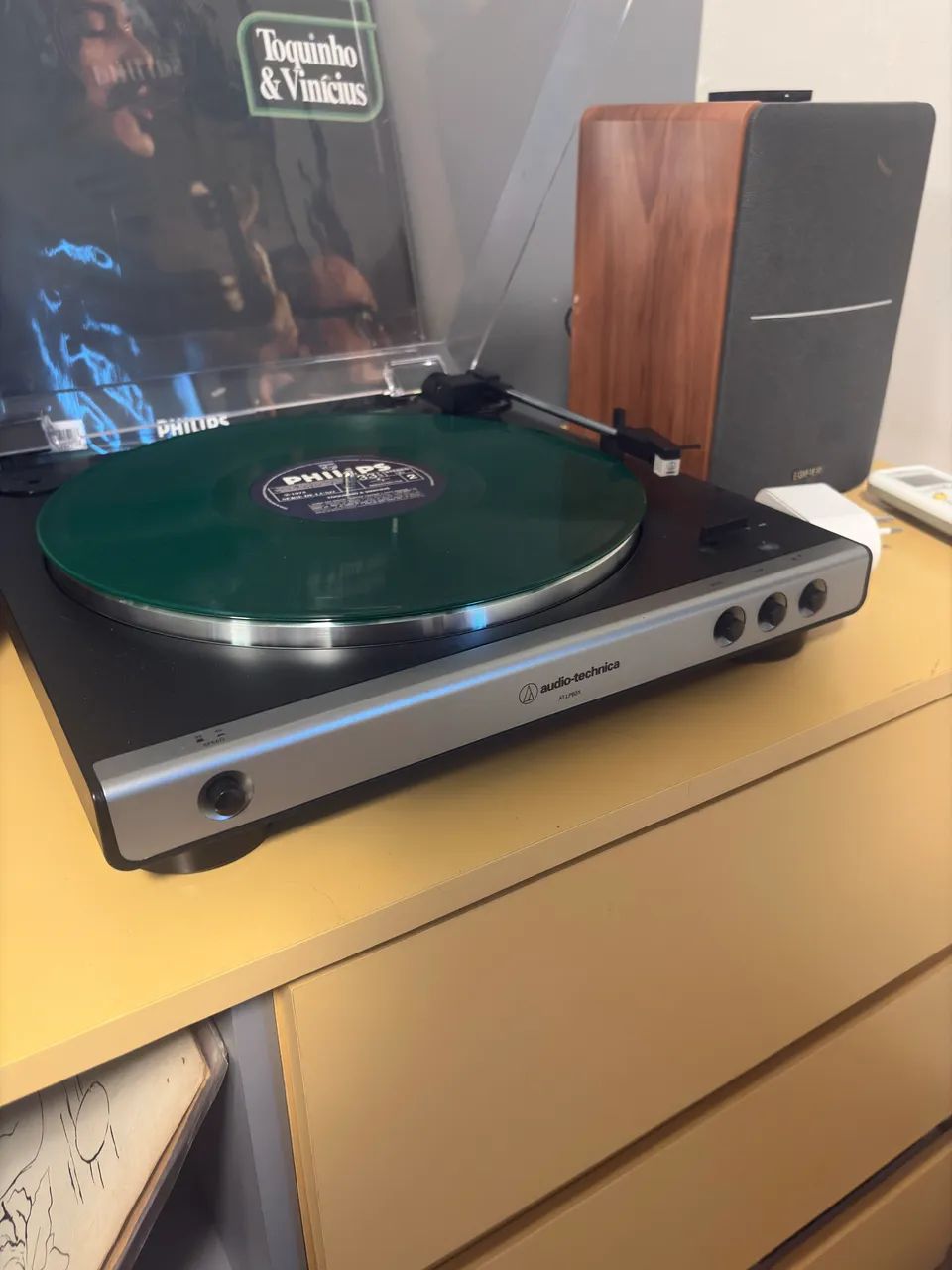Toca disco - Audio-technica - AT-LP60x