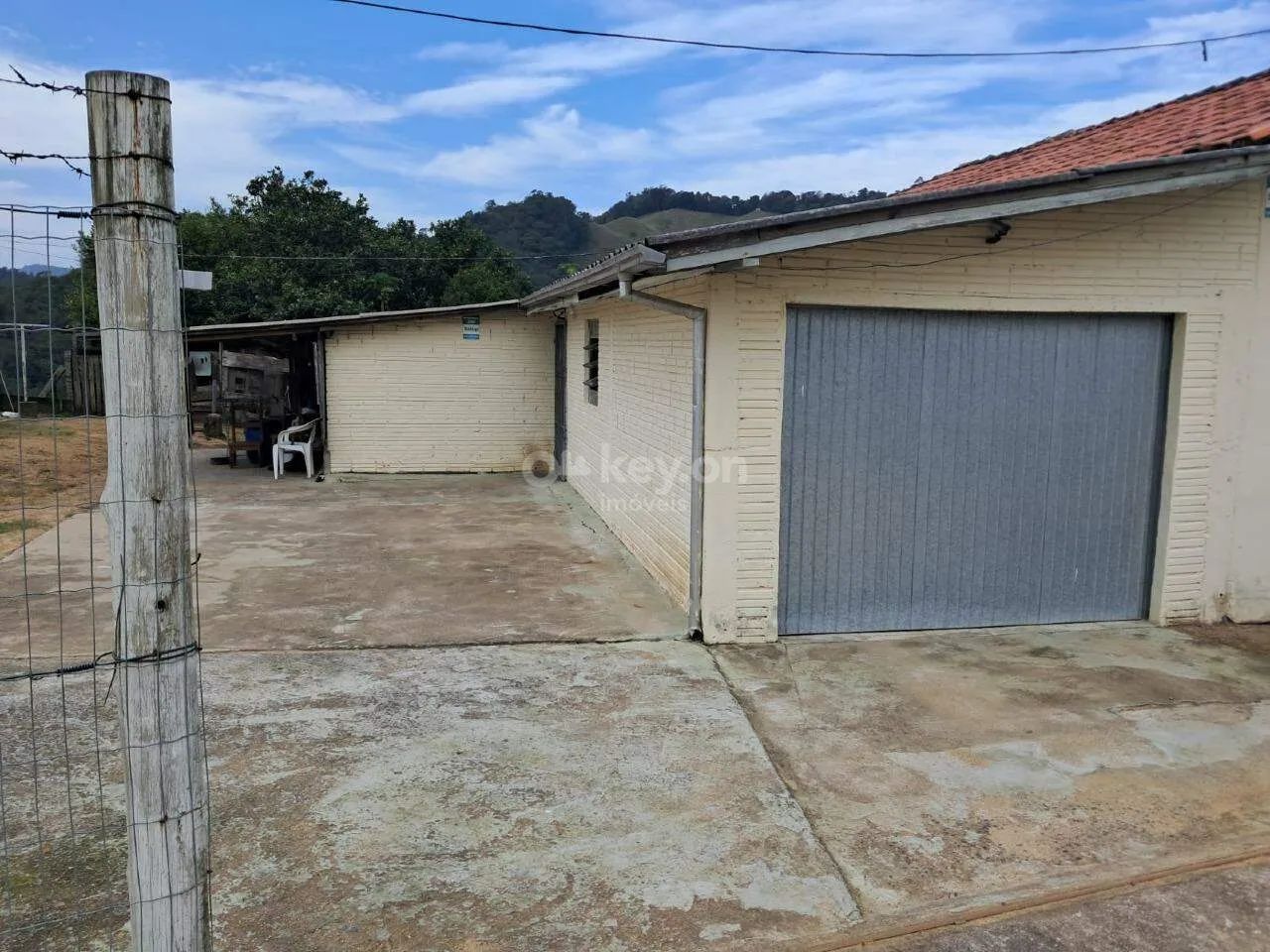 Sítio à venda em Gravatal, SC, com 56.042 m² e 3 quartos - Foto 2