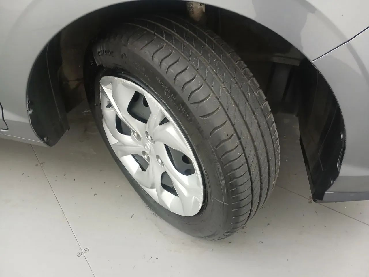 Hyundai HB20 Comfort 1.0 Flex 12V Mec., foto 13 de 18