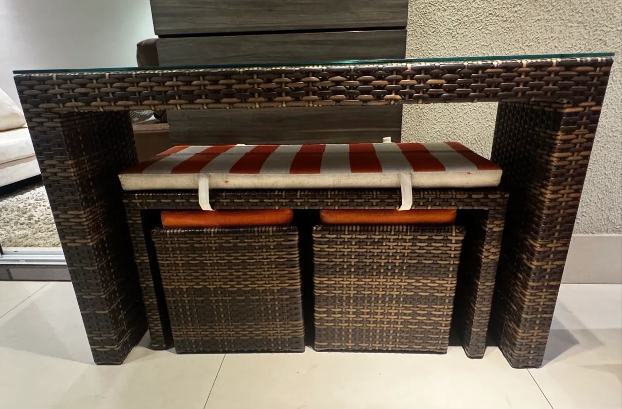Wicker Sideboard + 1 Bench + 2 Stools64962151449601122