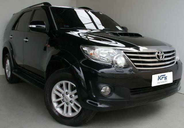 Toyota Hilux SW4 3.0 Preto 2014 Completo