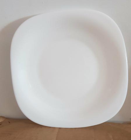 Vendo pratos luminarc Blanc Carine 26cm - Foto 3