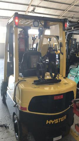 Empilhadeira hyster h50ct ano 2010 triplex com deslocador - Foto 2