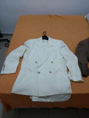 Vendo terno 52/54