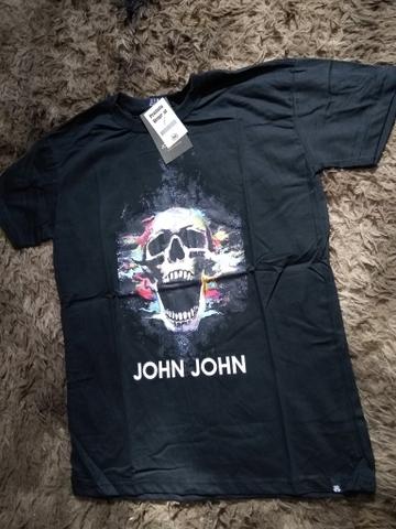 Camisetas M. entrego e aceito cartão. uma 40$ duas 70$ - Foto 2