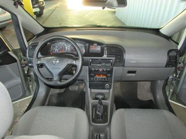 ZAFIRA - Foto 3