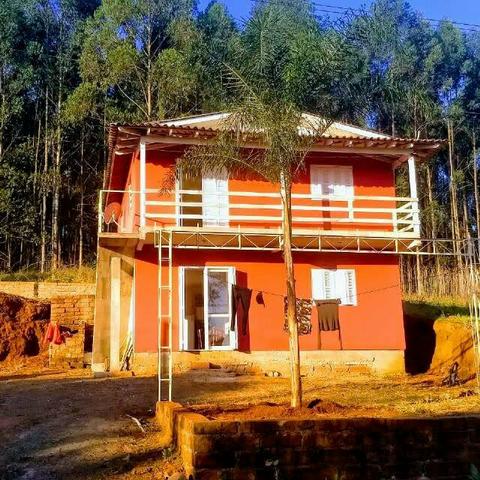 Vendo ou troco casa escrituradas 140 mil