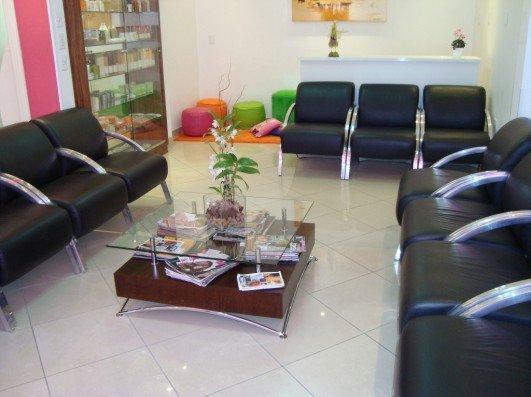 Maravilhoso prédio comercial - Foto 10