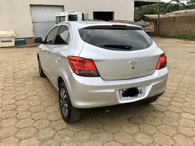 Vende-se ONIX 14/15 super conservado - Foto 3