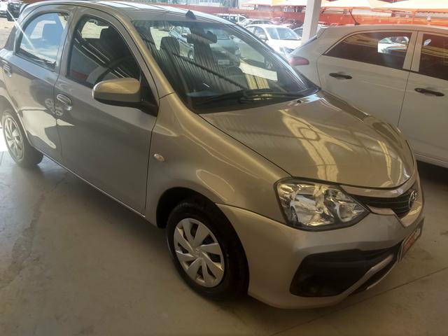 Toyota Etios X 1.3 2018 - Foto 4