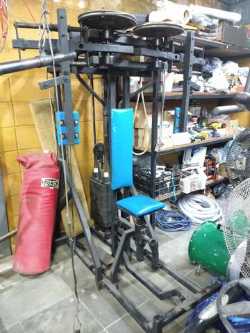 Academia crucifixo Peck deck equipamento