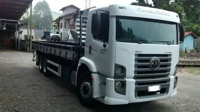 Caminhão VW Truck 24250 2012