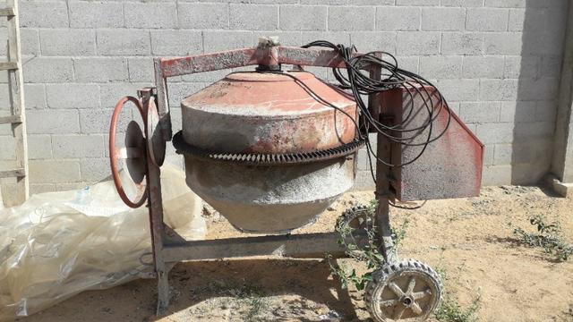 Betoneira Menegotti Com Motor - Foto 5