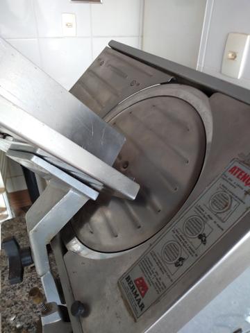 Fatiador de frios automático Bermar bivolt - Foto 3