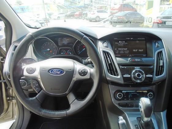 FOCUS Focus Sed. TI./TI.Plus 2.0 16V Flex Aut - Foto 7