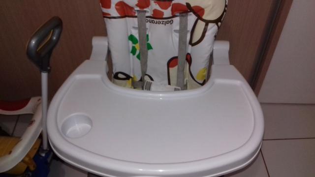 Vendo cadeira de alimentação