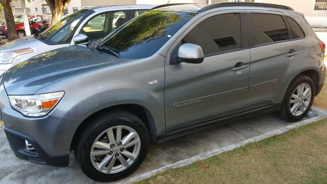 Mitsubishi ASX Automático 4x2 - Impecável!