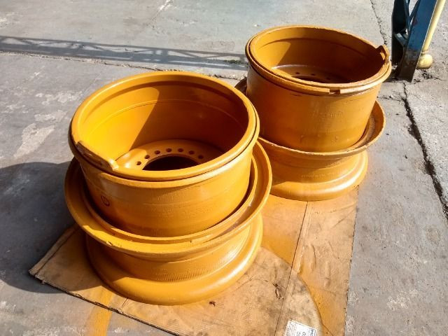 Rodas Para Pá Carregadeiras - Foto 5
