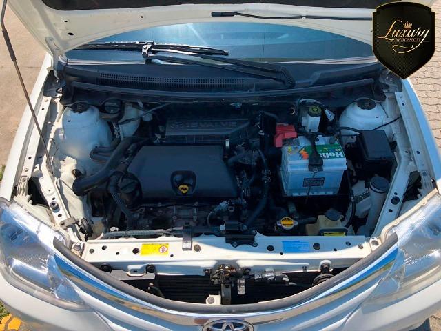 Toyota Etios 2013 HB 1.5 XLS - Foto 6